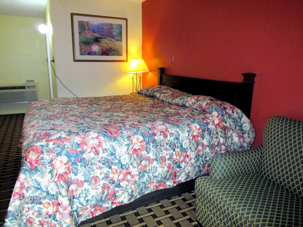 Budget Host Inn Arlington Ngoại thất bức ảnh