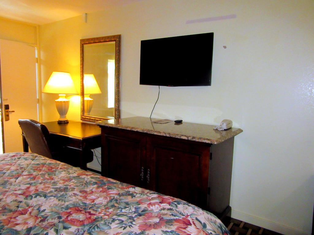 Budget Host Inn Arlington Ngoại thất bức ảnh
