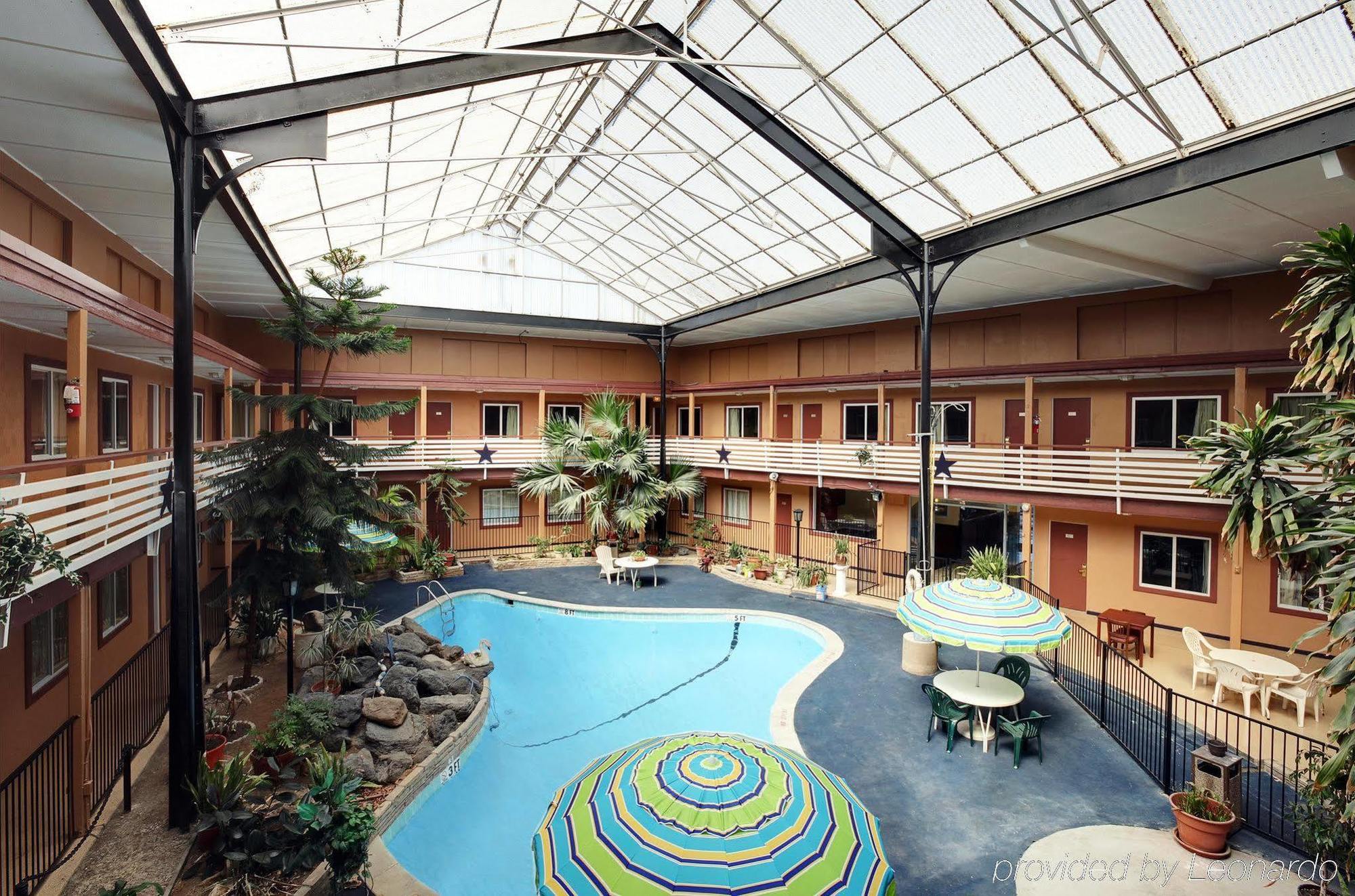 Budget Host Inn Arlington Ngoại thất bức ảnh